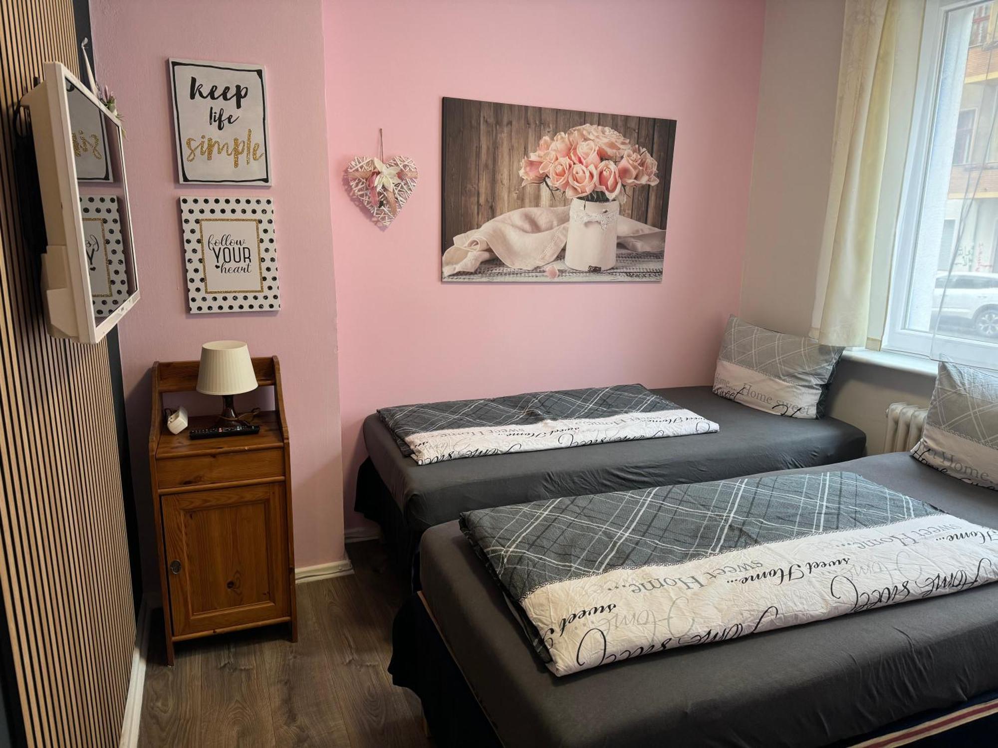 Berlin Pur - Wohnung Fuer Bis Zu 12 Personen エクステリア 写真